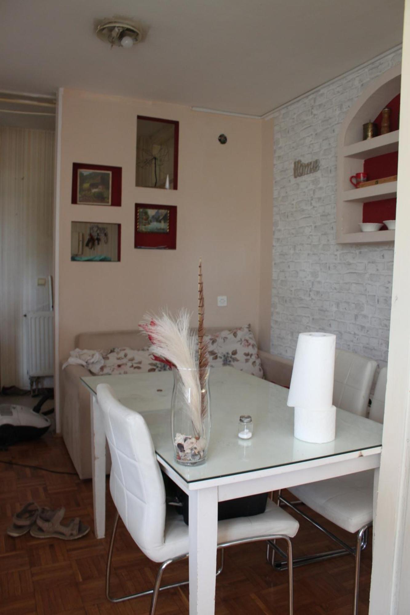 Apartment Dobrinja-airport *